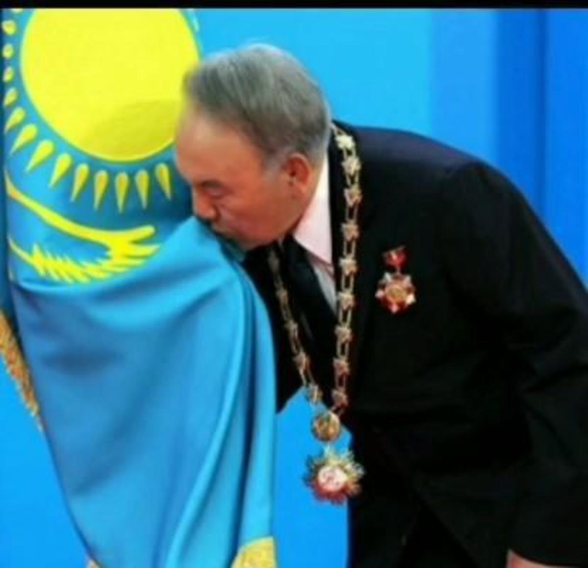 "ТӘУЕЛСІЗДІК ЖЕТІСТІКТЕРІ" тақырыбында еліміз Тәуелсіздік алғалы бергі әр жылымызға шолу видеолар дайындалды. 2007 жыл. 8Ж сынып.