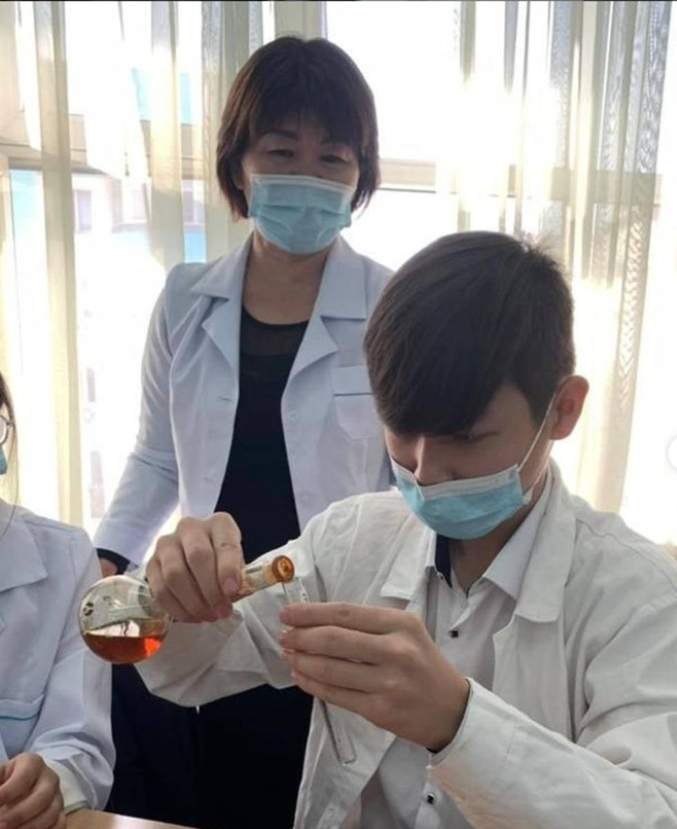 №148 мектеп-гимназияда 11.10-20.10.21 аралығында мектептің оқу жоспарына сәйкес жаратылыстану-ғылыми пәндер кафедрасының «Ғылым мен мәдениет барлық дүниенің алтын алқасы» атты онкүндігі өтіп жатыр