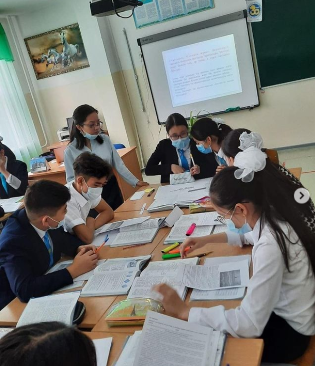 Жетісу ауданы №148 мектеп-гимназияда 11.10-20.10.21 аралығында мектептің оқу жоспарына сәйкес жаратылыстану-ғылыми пәндер кафедрасының «Ғылым мен мәдениет барлық дүниенің алтын алқасы» атты онкүндігі