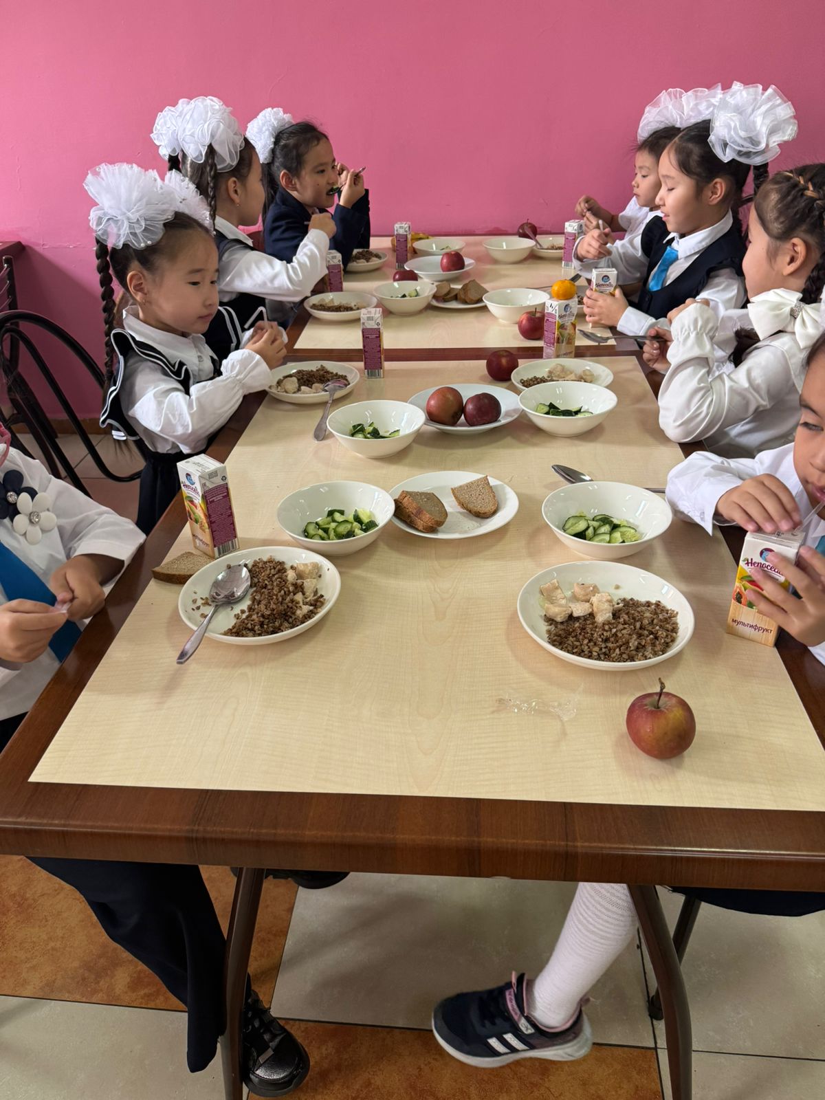 Тегін тамақтандыруды ұйымдастырудан көрініс