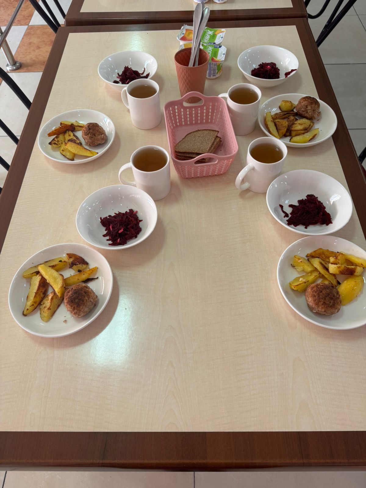 Тегін тамақтануды ұйымдастырудан көрініс