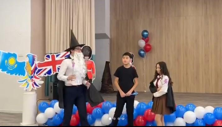 The Opening Ceremony of the English Language Decade!