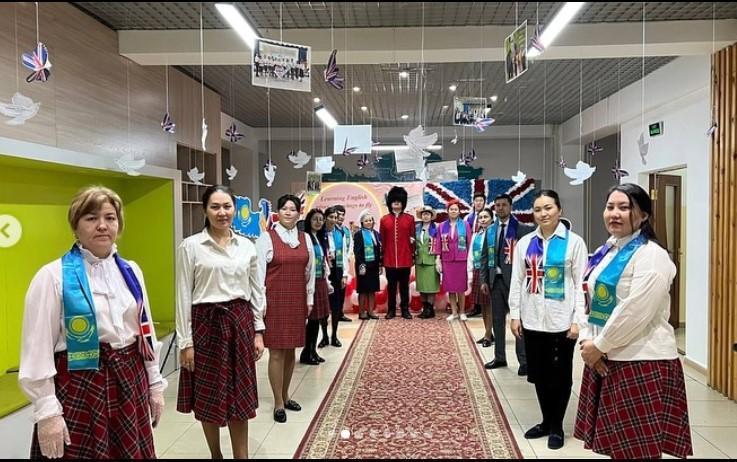 Жетісу ауданы, №148 мектеп-гимназиясында ағылшын тілі онкүндігі салтанатты түрде ашылды.