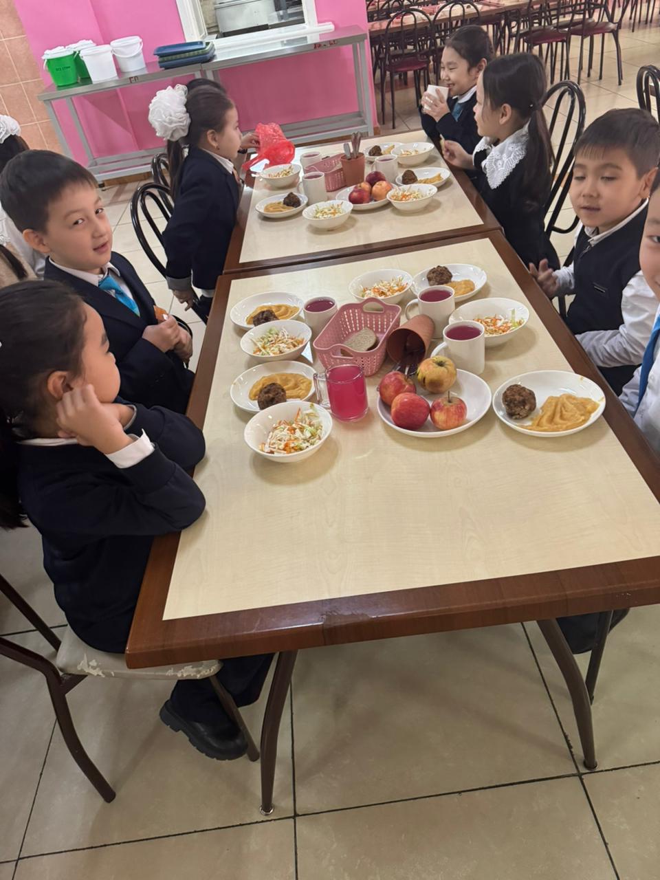 Тегін тамақтануды ұйымдастырудан көрініс