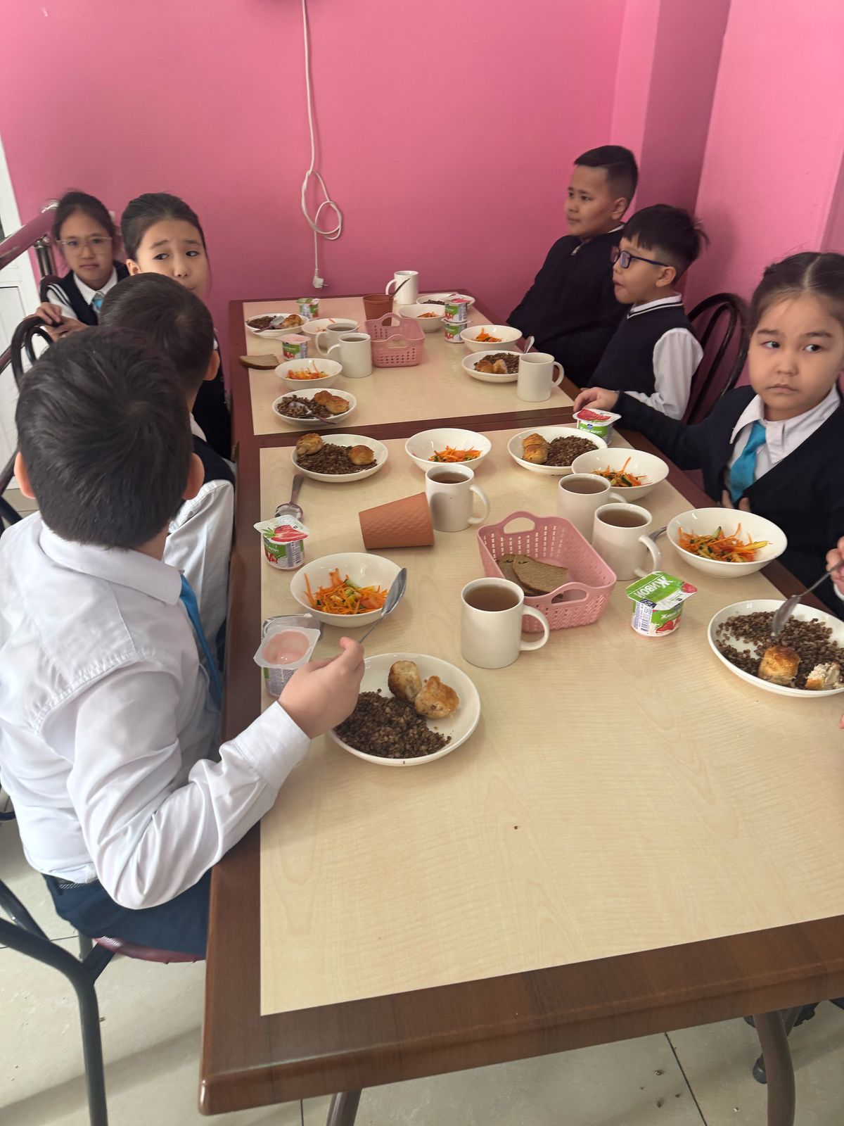 Тегіун тамақтануды ұйымдастырудан көрініс