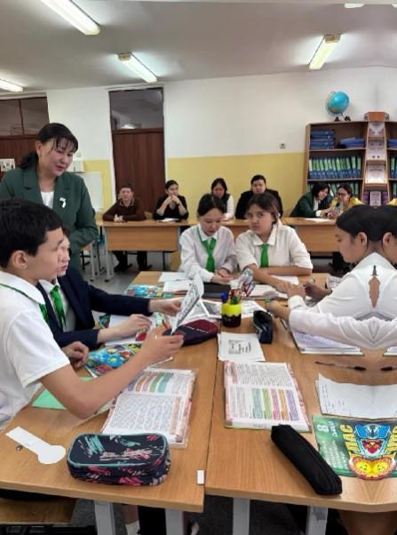 №148 мектеп-гимназиясында жаратылыстану пәндері бірлестігінің онкүндігі аясында, география пәнінің мұғалімі Онланбекова Айжан Онгарбековна 7В сыныбына «Табиғи-аумақтық кешендердің қалыптасуы» тақырыбында ашық сабақ өткізді.