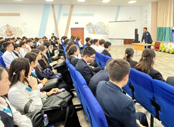 Зиянды әдеттердің алдын алу: нашақорлыққа қарсы түсіндірме жұмысы