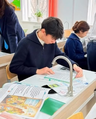 Хромосомалық аурулар тақырыбында интерактивті биология сабағы