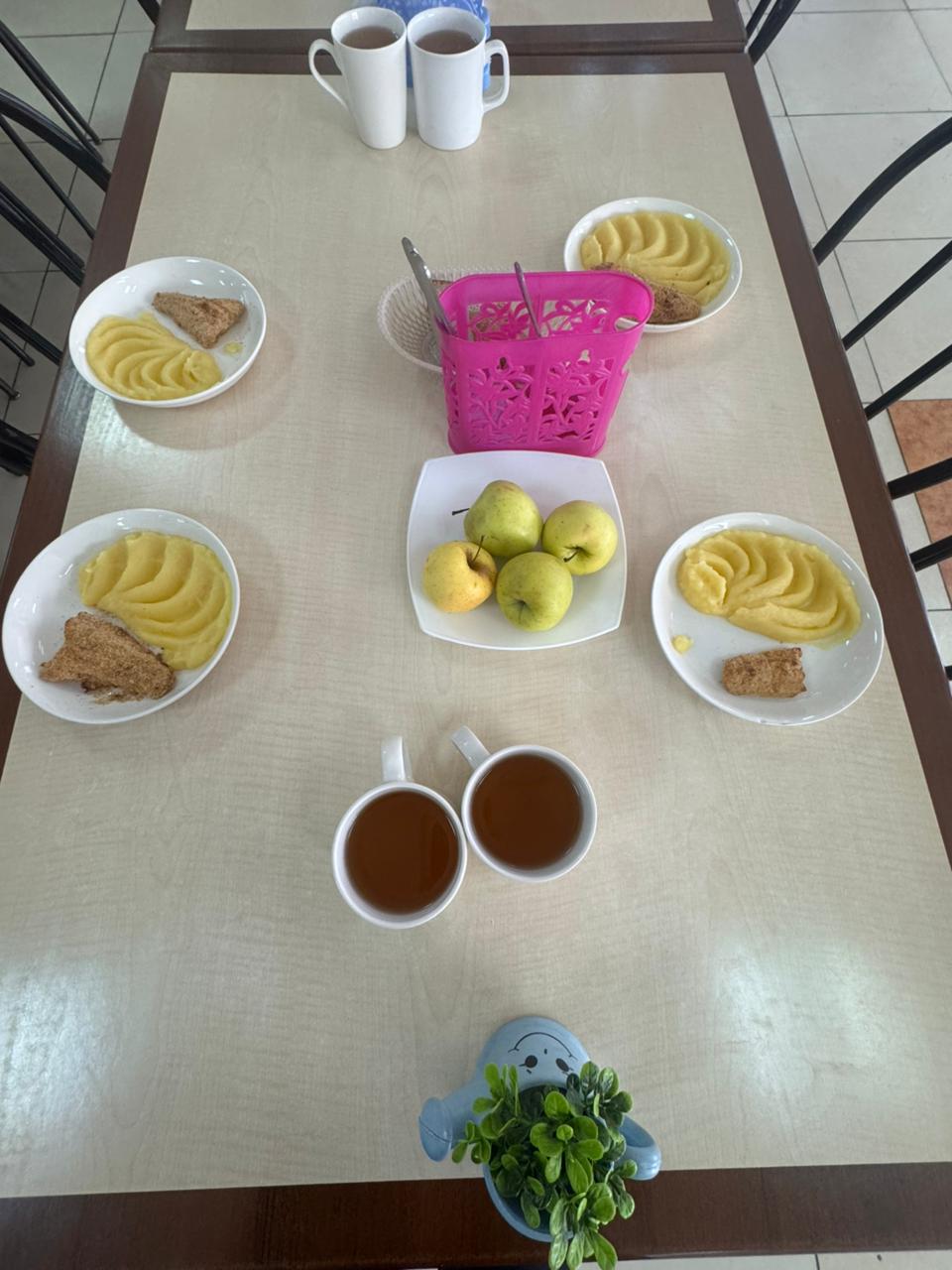 Тегін тамақтанудан көрініс