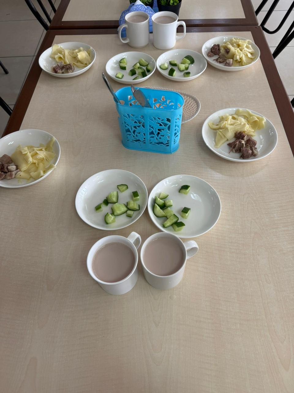 Тегін тамақтанудан көрініс